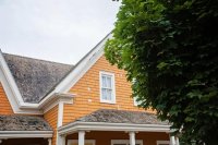 Curb Appeal Killers: Exterior Flaws That Deter Home Buyers