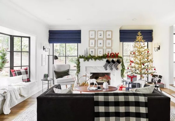 Holiday Home Prep: A Room-by-Room Guide to Declutter and Decorate